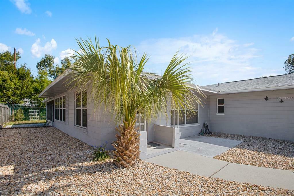 Property Photo:  6229 5th Avenue N  FL 33710 