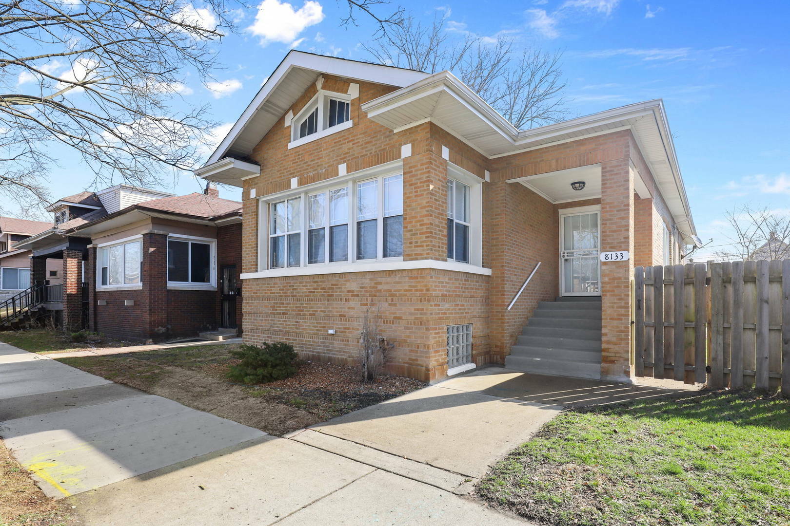 Property Photo:  8133 S Kenwood Avenue  IL 60619 