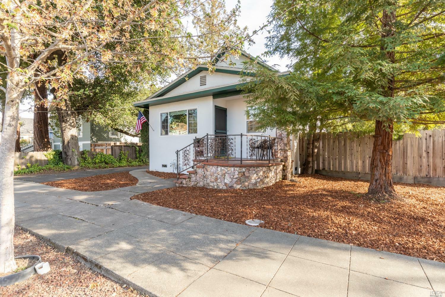 Property Photo:  1591 Oak Street  CA 94559 