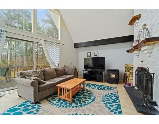 Property Photo:  137 Pine St  MA 02375 