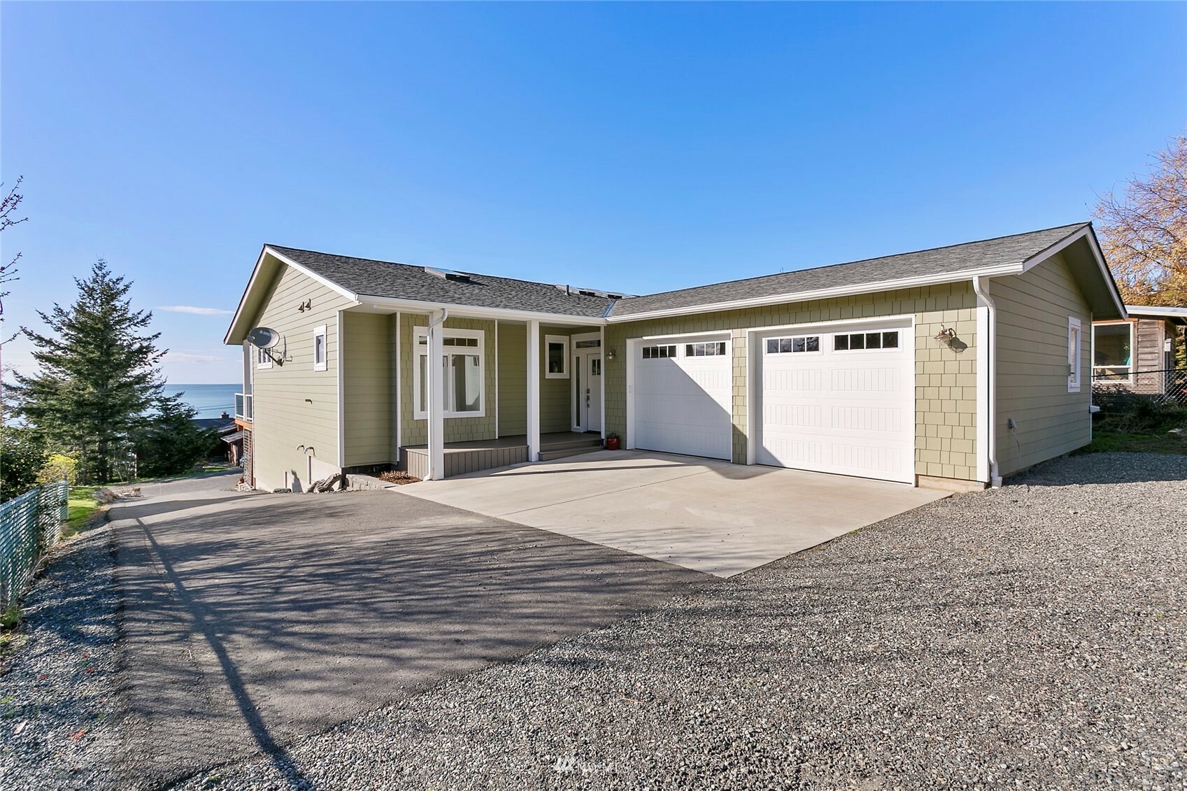 Property Photo:  2824 Leeward Way  WA 98226 