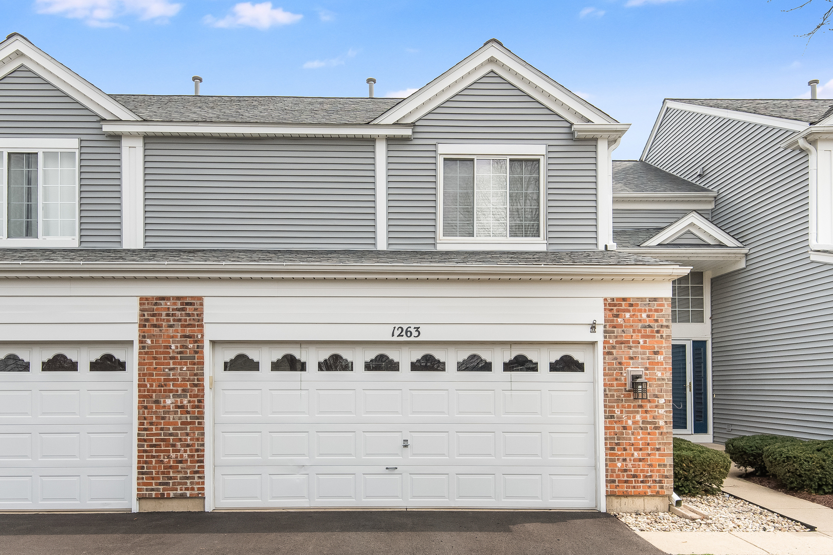 Property Photo:  1263 Summersweet Lane  IL 60103 