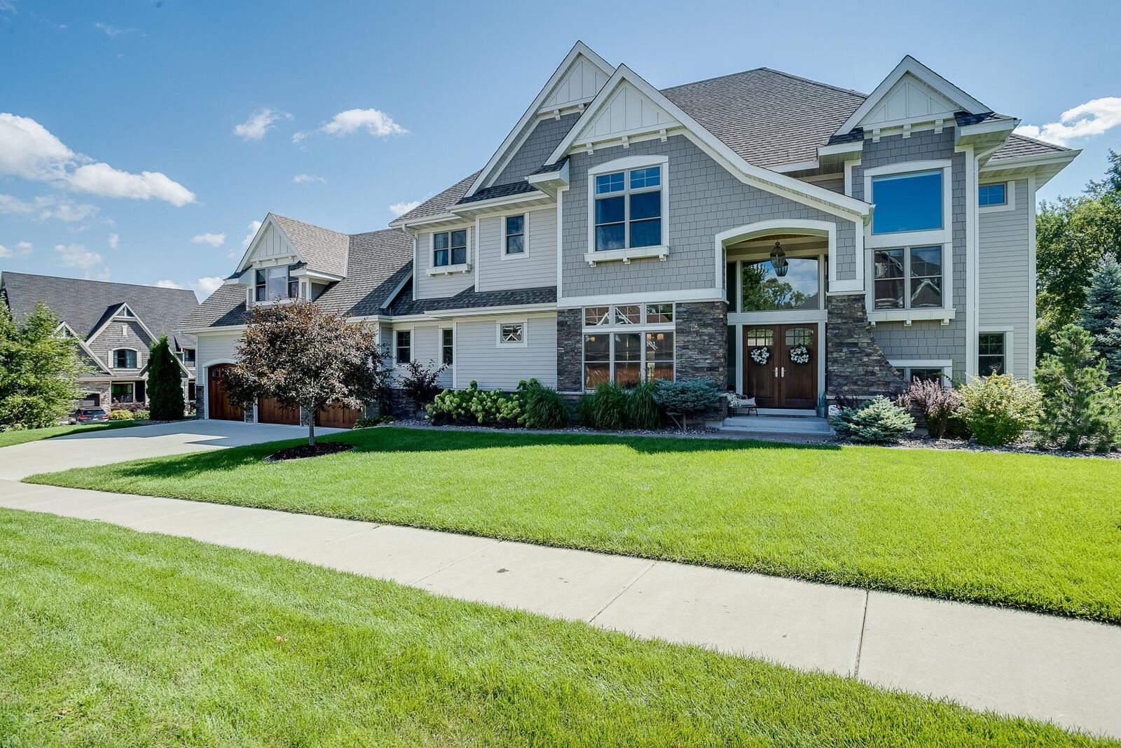 Property Photo:  15525 55th Avenue N  MN 55446 