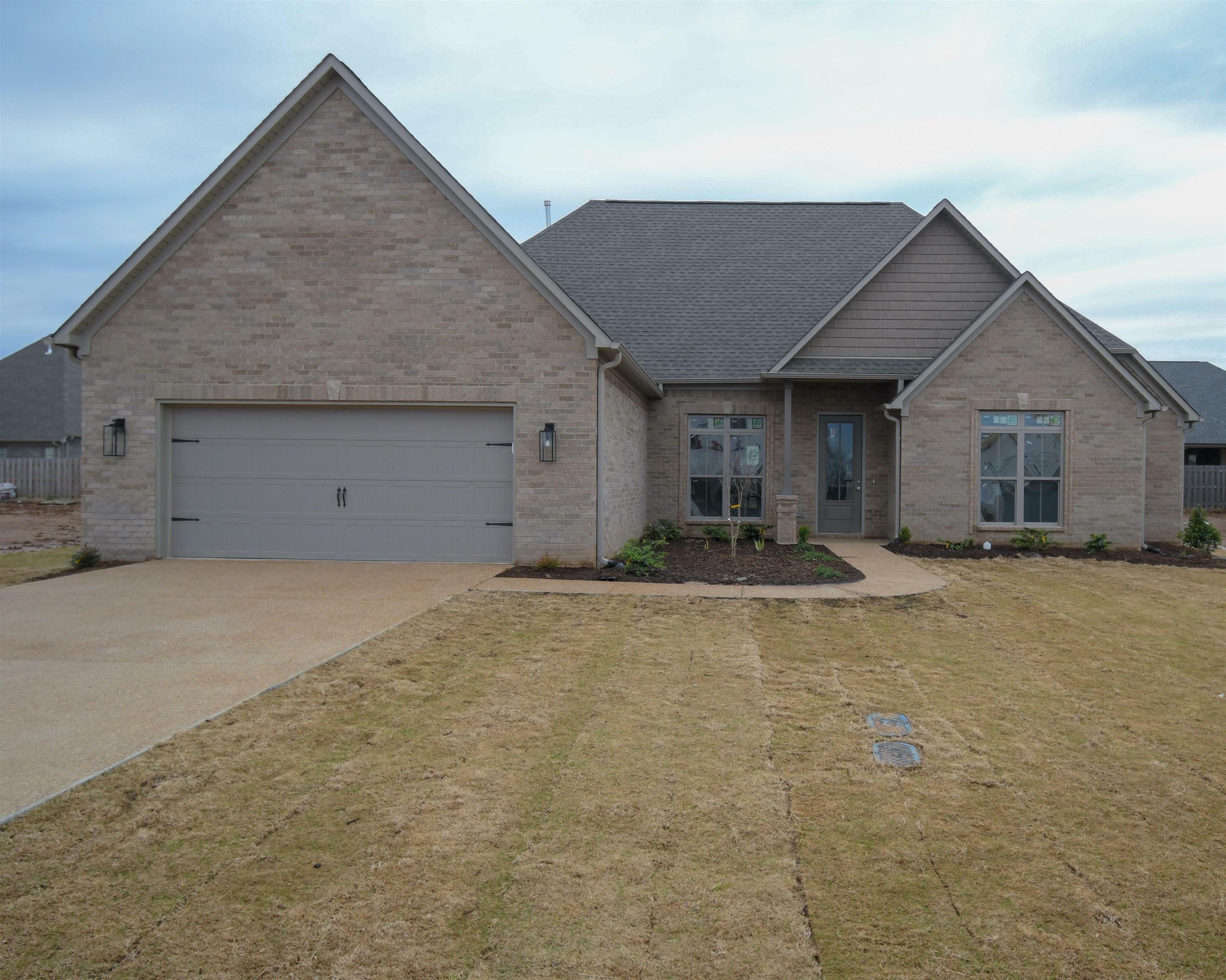 Property Photo:  39 Noah Cove  TN 38305 