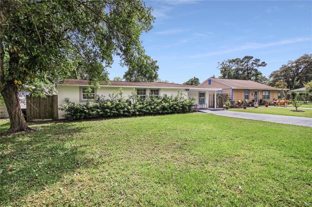 Property Photo: 803 Rosalia Drive FL 32771
