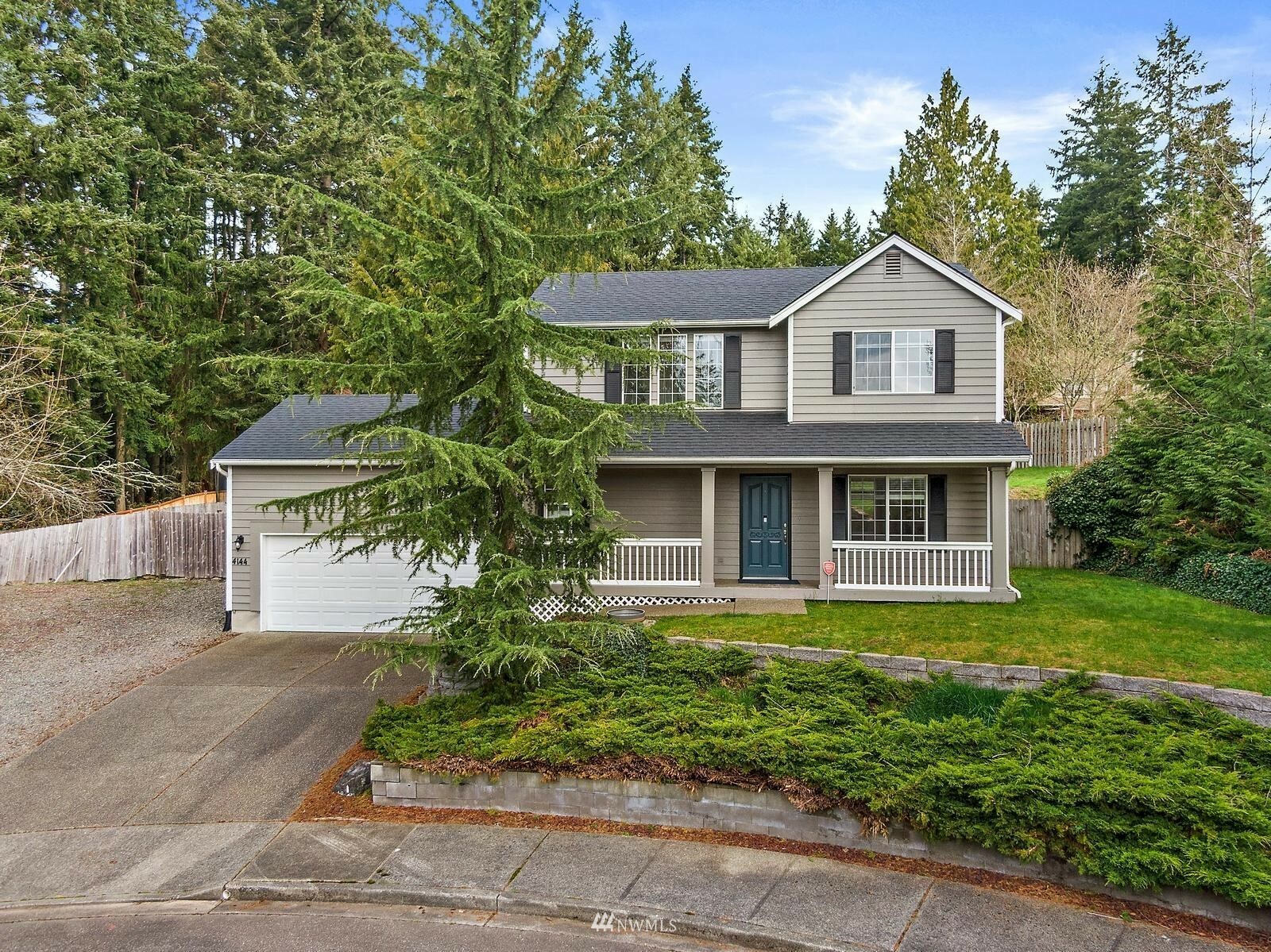 Property Photo: 4144 Sutherland Court WA 98332