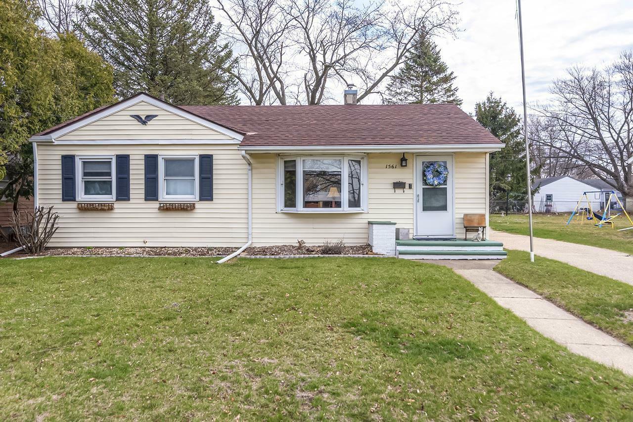 Property Photo:  1561 Townline Ave  WI 53511 