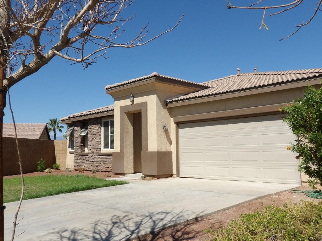 Property Photo: 83902 Caballo Court CA 92203