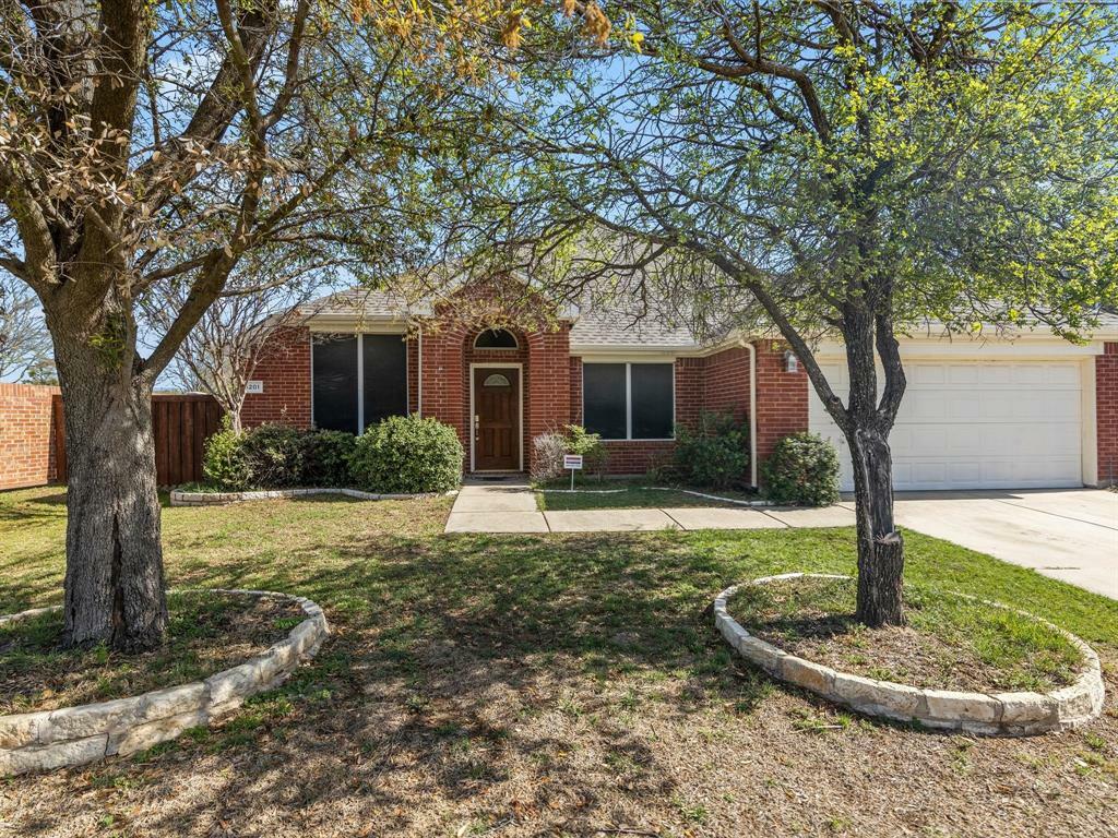 Property Photo:  5201 Selago Drive  TX 76244 