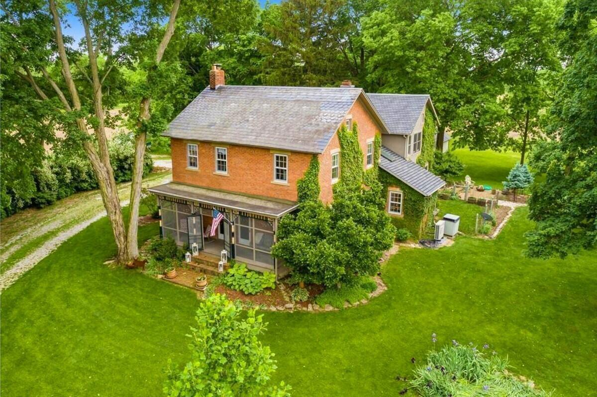 Property Photo: 6999 Wright Road OH 43110