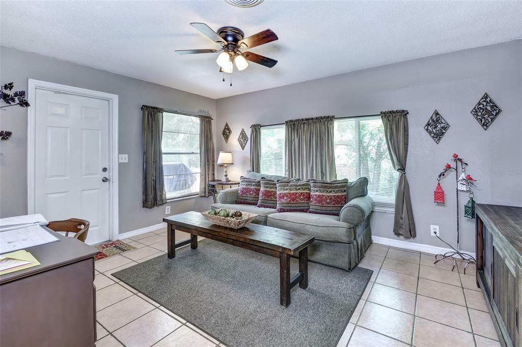 Property Photo: 1600 Falmouth Avenue FL 32725