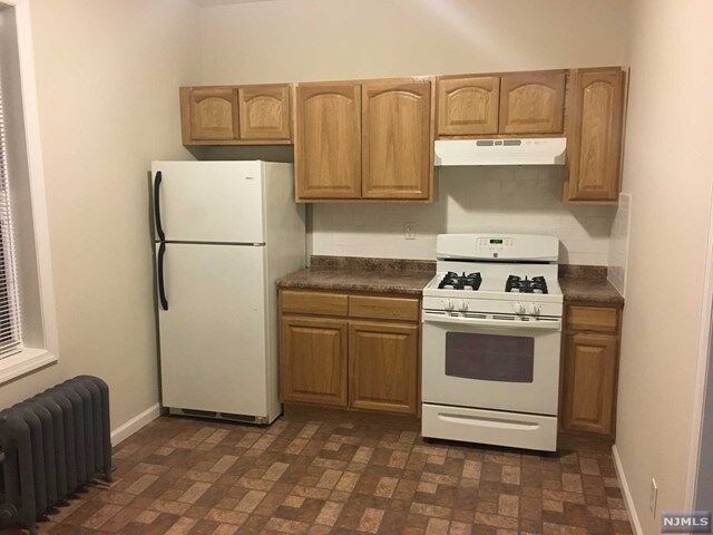 Property Photo:  249 Elm Street 3  NJ 07032 