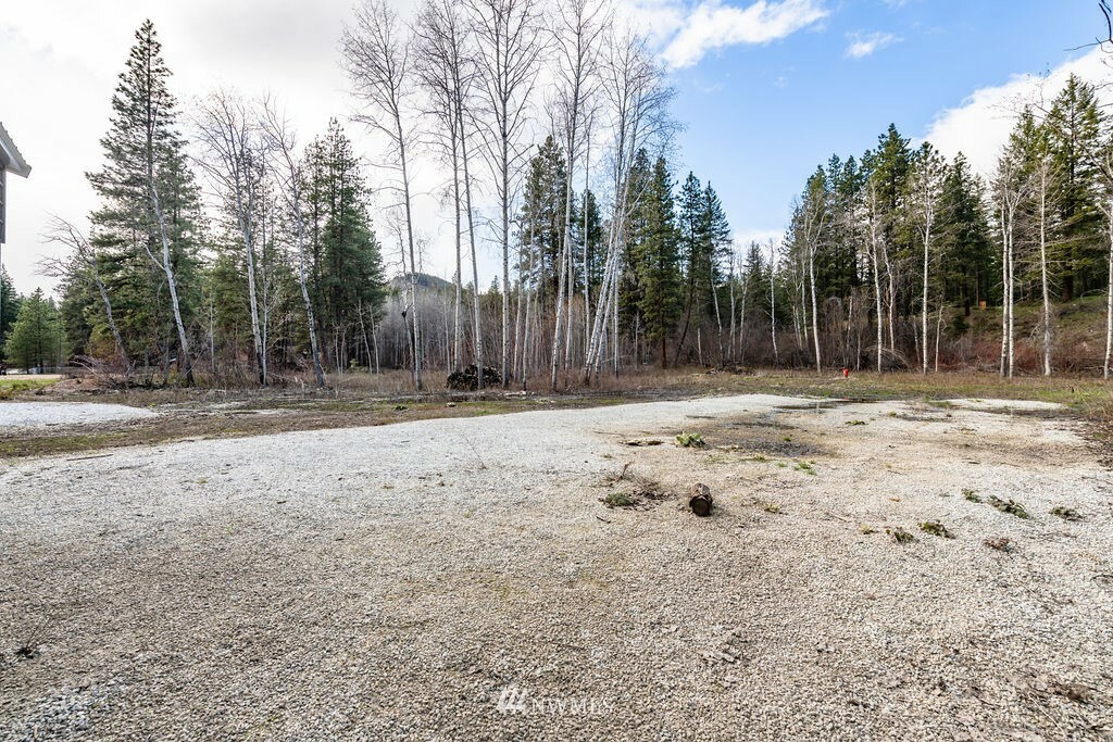 Property Photo:  16044 River Road  WA 98826 