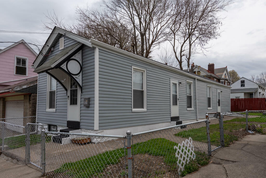 Property Photo:  1031 Liberty Street  KY 41071 