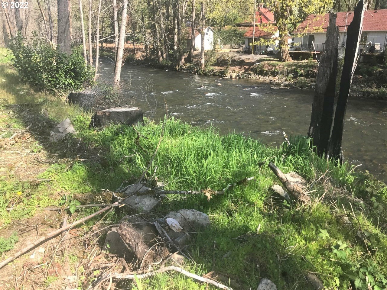 Property Photo: 45678 N Gate Creek Rd OR 97488