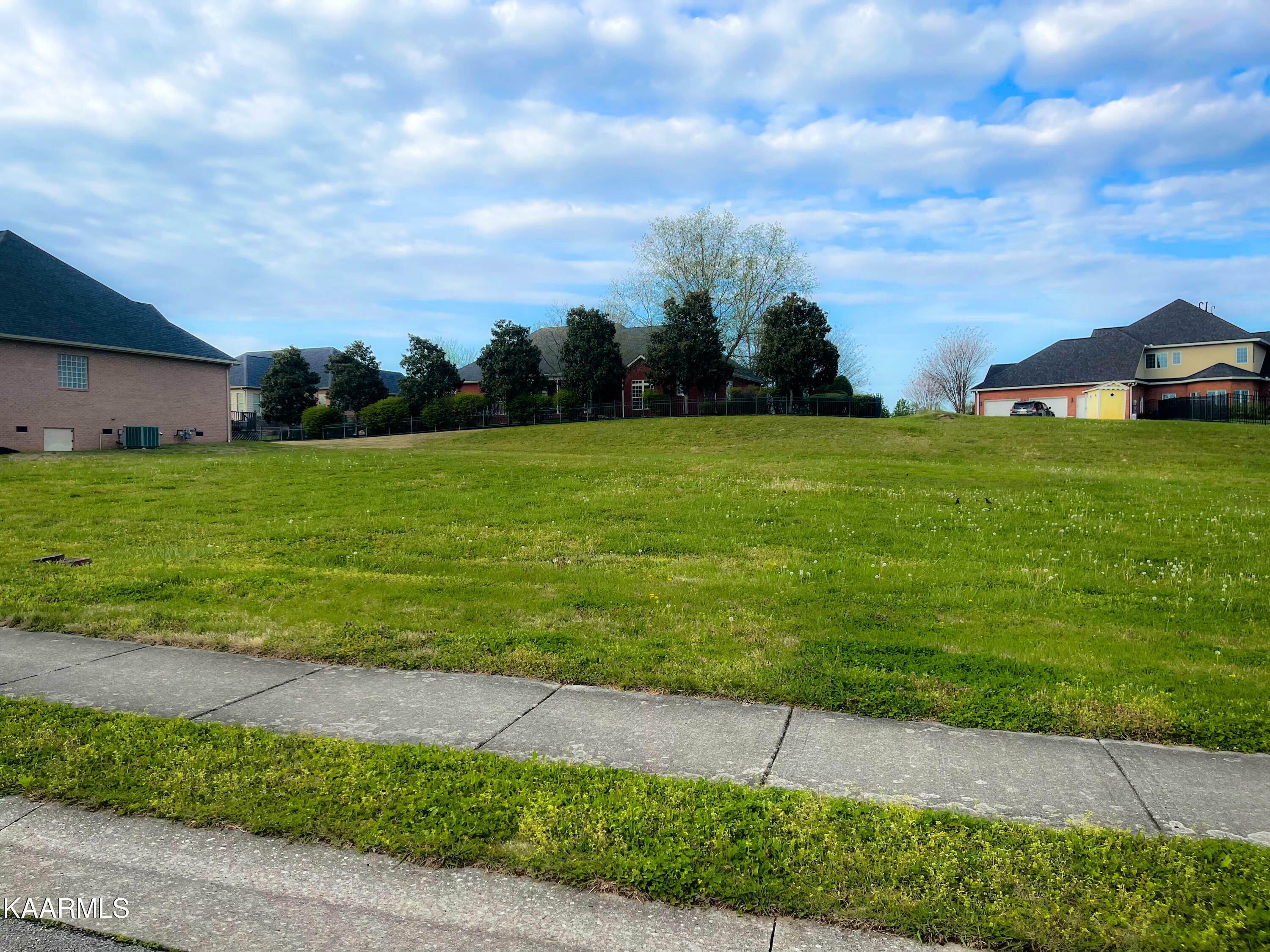 Property Photo:  1516 Aberdeen Drive  TN 37701 