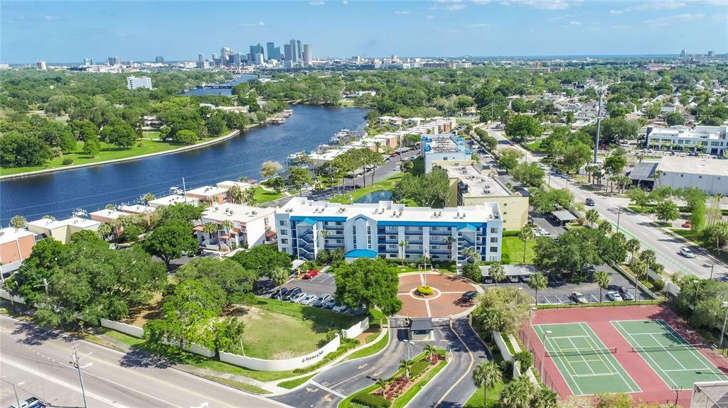 Property Photo:  2424 W Tampa Bay Boulevard L305  FL 33607 