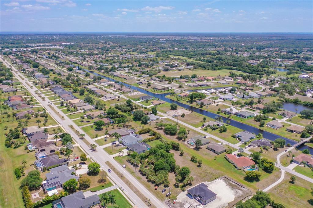 Property Photo:  186 Rotonda Boulevard E  FL 33947 