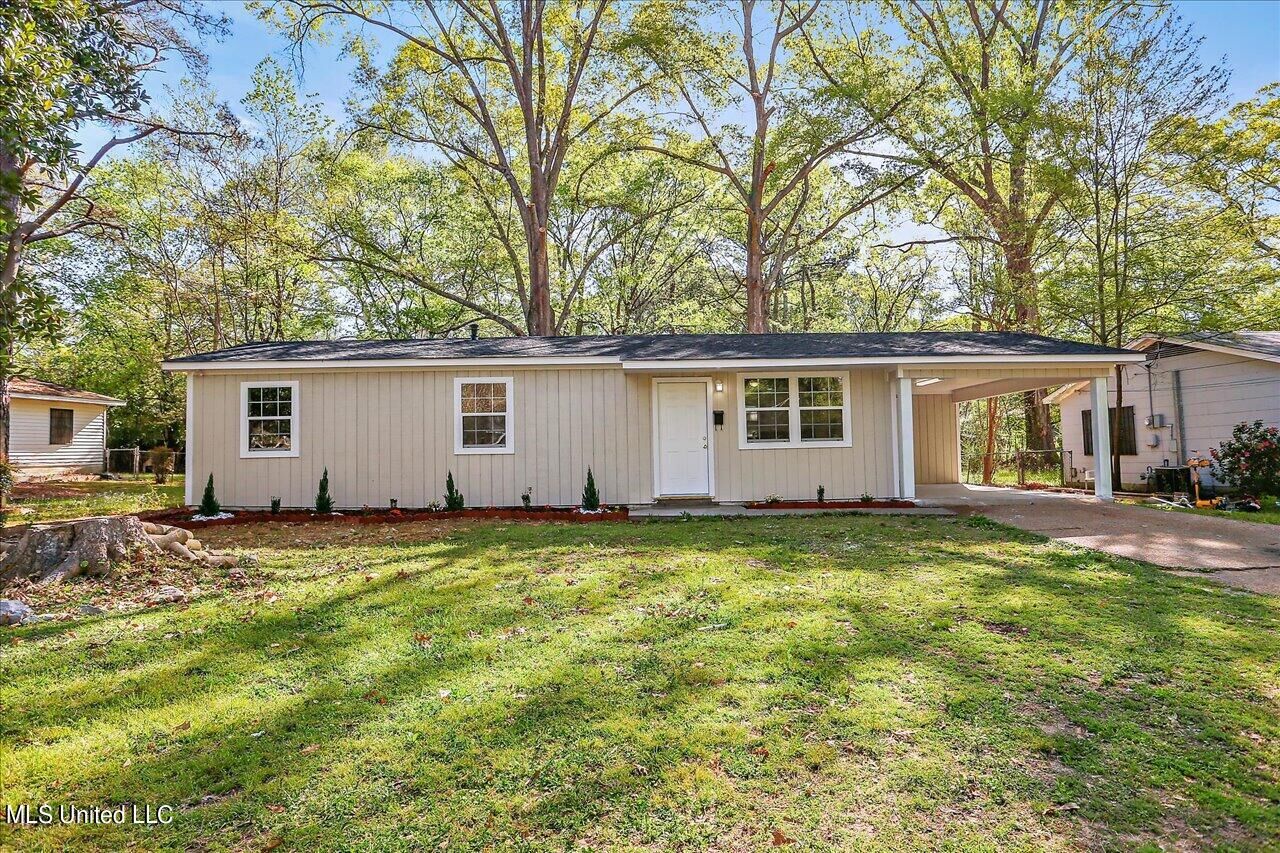 Property Photo:  1018 Maria Drive  MS 39204 