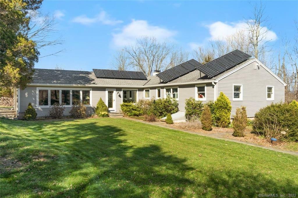 Property Photo:  314 Sperry Road  CT 06524 