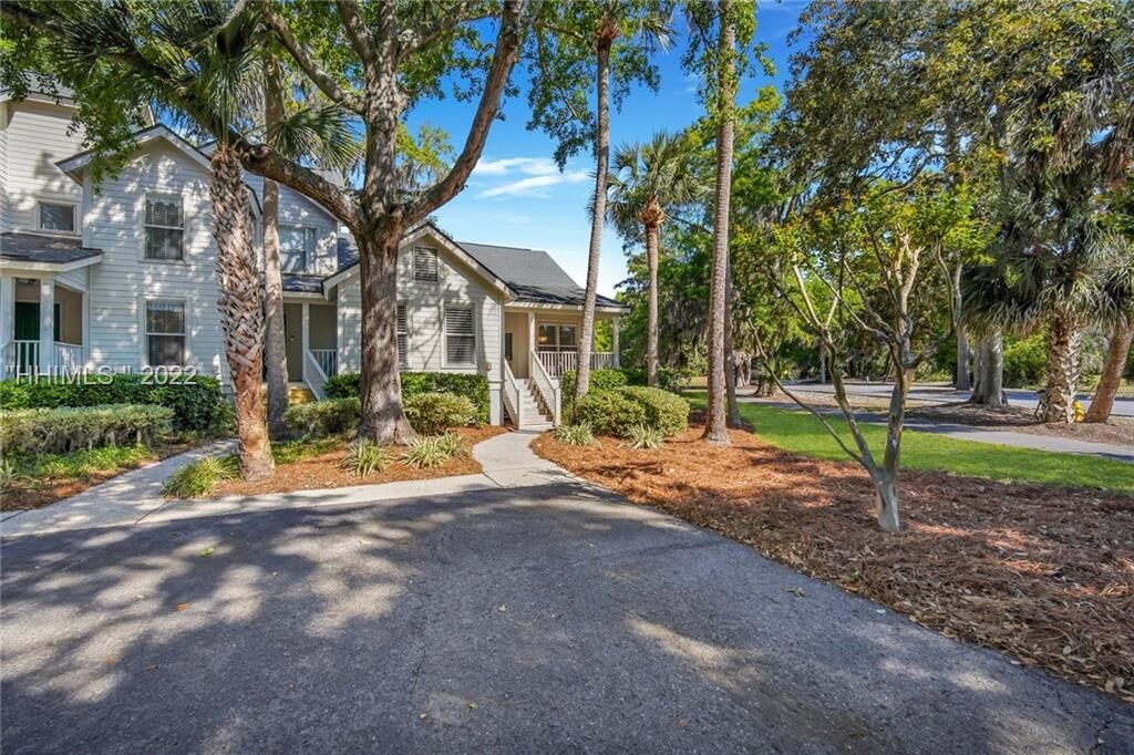 Property Photo: 12 Valencia Road 1 SC 29928