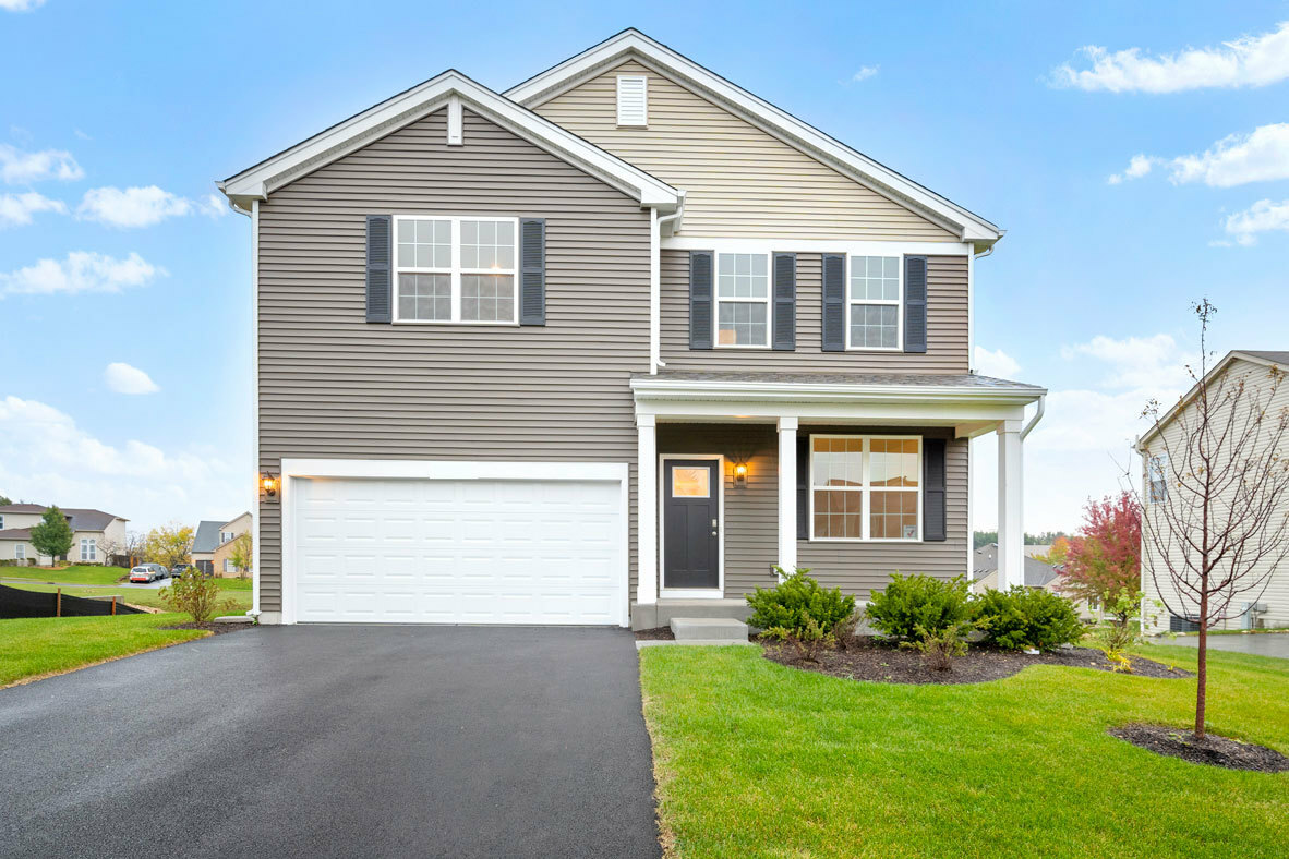 Property Photo: 2101 Preswick Lane IL 60098
