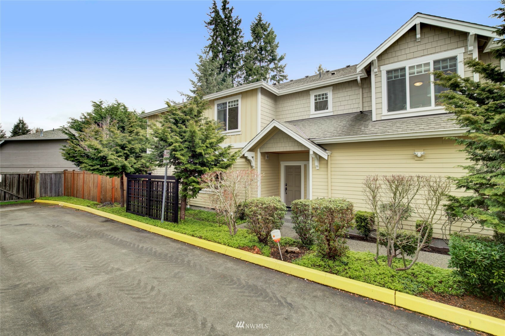 Property Photo:  8507 Bowdoin Way 1  WA 98026 