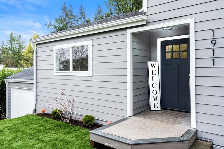 Property Photo:  1911 NE Sylvan Way  WA 98310 