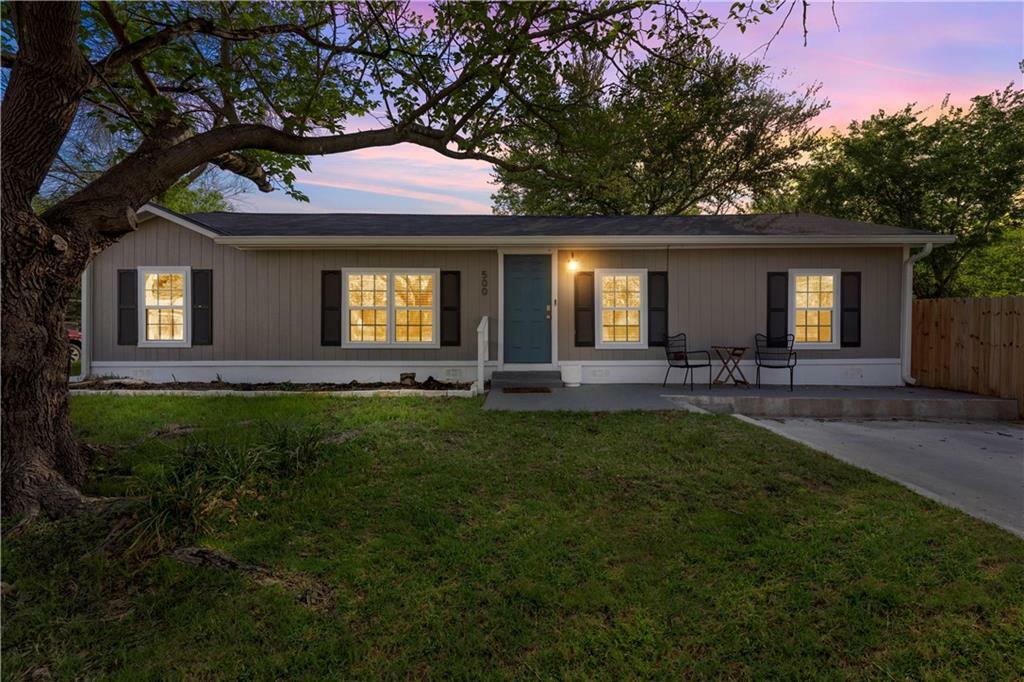 Property Photo:  500 Powers Street  TX 76705 