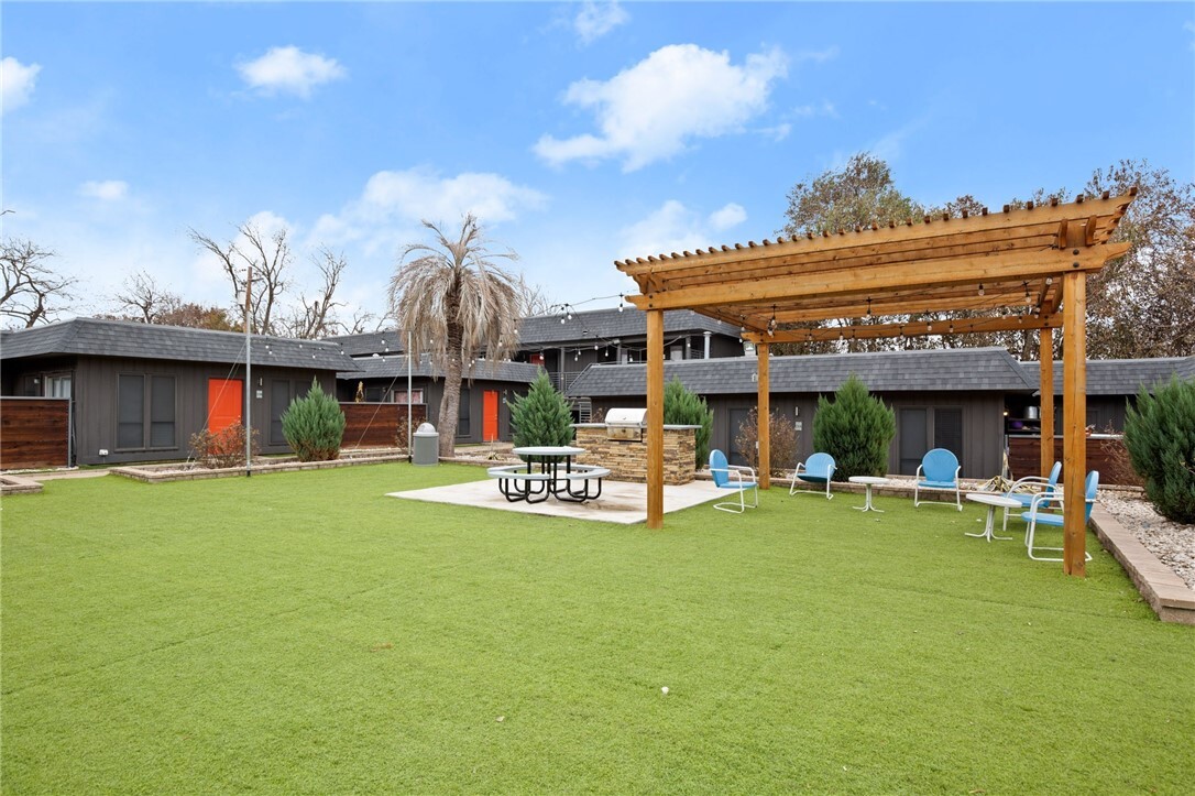 Property Photo: 6509 Berkman Drive 115 TX 78723