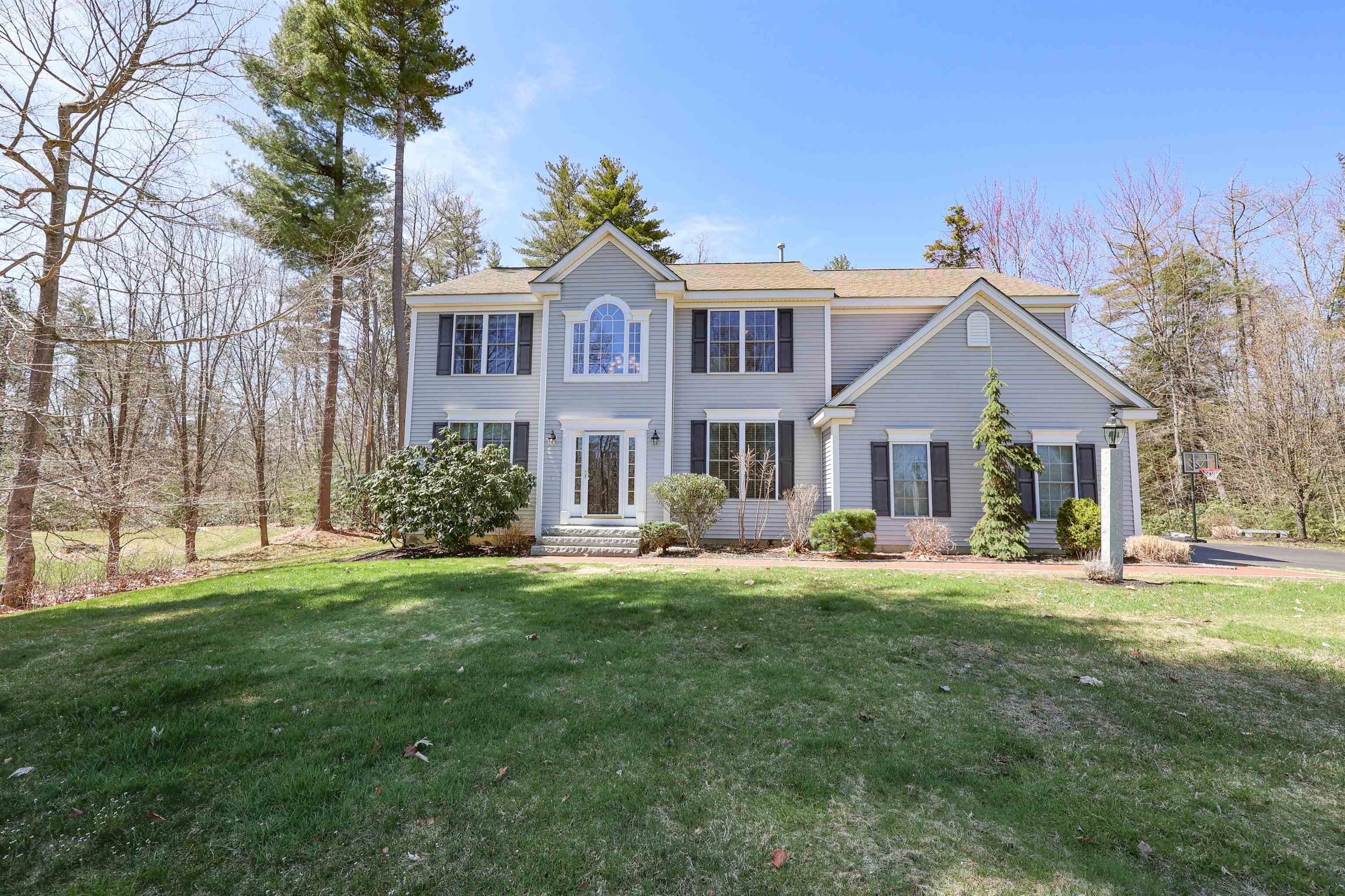 Property Photo: 52 Barr Farm Road NH 03110