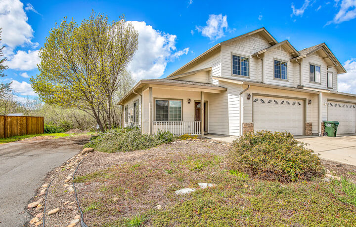 136 Dianne Way  Eagle Point OR 97524 photo