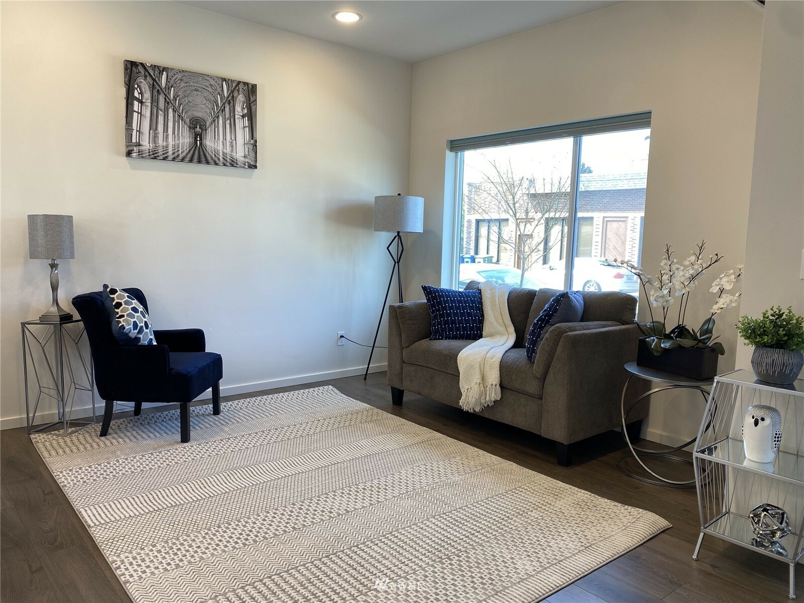 Property Photo: 7624 6th Avenue NW WA 98117