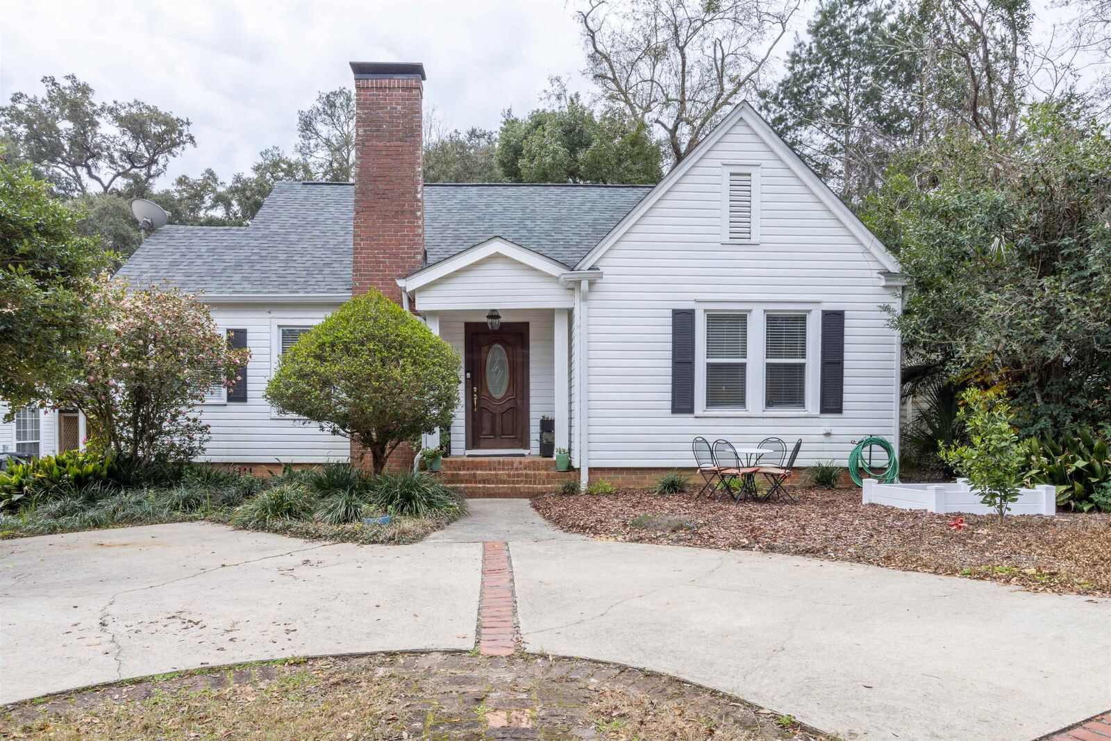 Property Photo:  813 Ingleside Avenue  FL 32303
