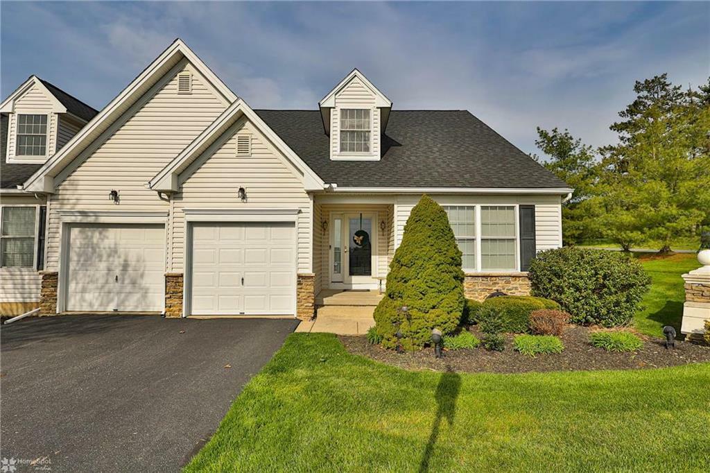 Property Photo:  1365 Briarwood Lane  PA 18040 