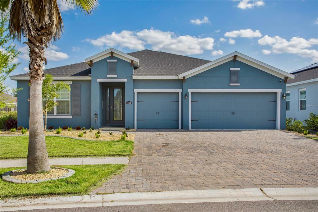 Property Photo:  11738 Lake Lucaya Drive  FL 33579 