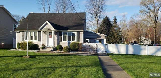 15 Newark Pompton Turnpike  Pequannock Township NJ 07440 photo