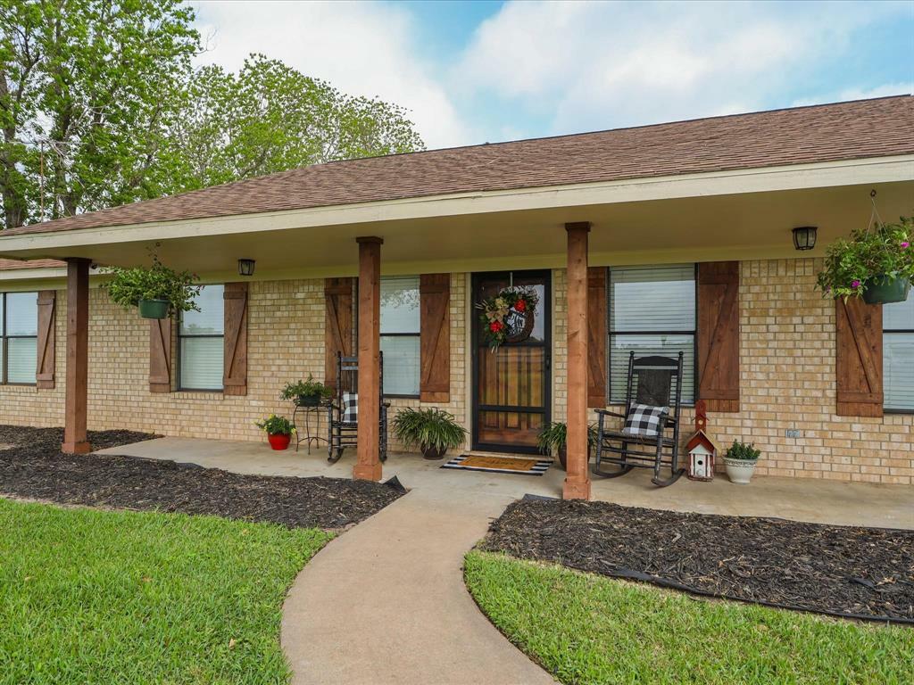 Property Photo:  8148 E Highway 159 Highway  TX 77418 