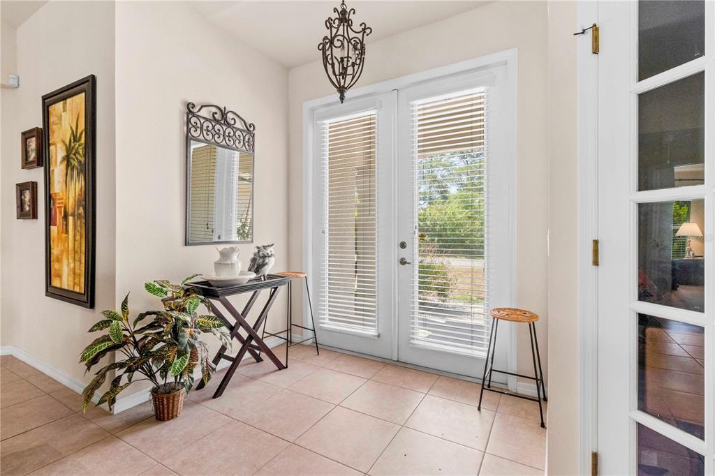 Property Photo: 13218 Eichelberger Avenue FL 33953