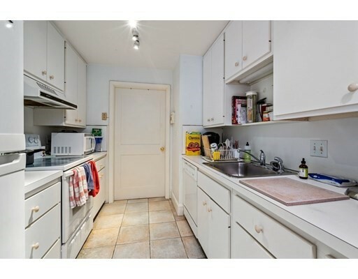 Property Photo:  83 Ivy St 11  MA 02446 