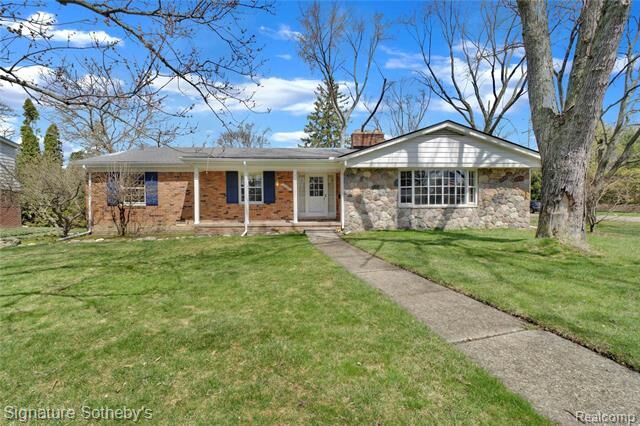 17800 Kinross Avenue  Beverly Hills Vlg MI 48025 photo