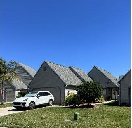 Property Photo: 102 Hammock Cir FL 32084