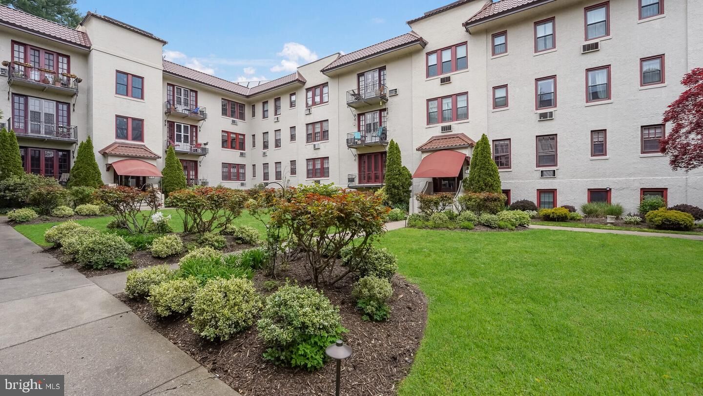 Property Photo:  700 Elkins Avenue E-3  PA 19027 