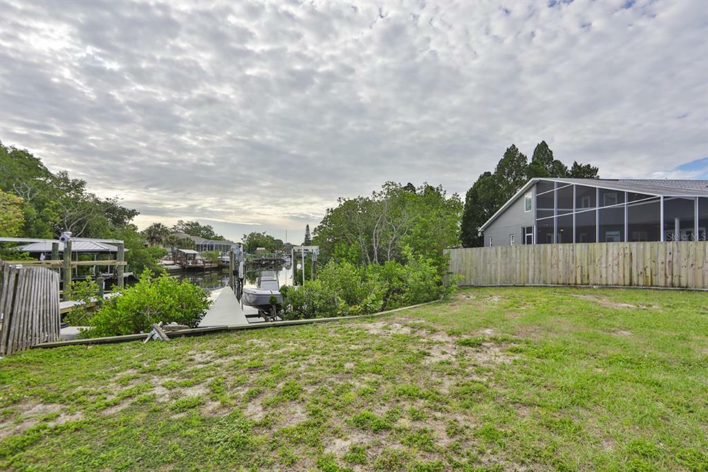 Property Photo:  6201 Spanish Main Drive  FL 33572 