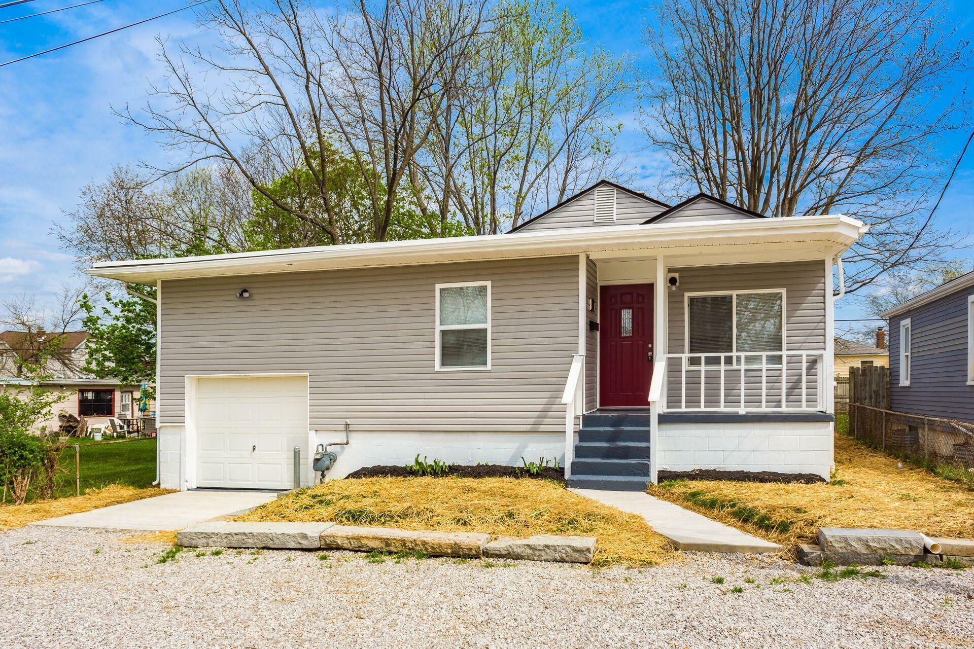 Property Photo: 1762 Marlboro Avenue OH 43207