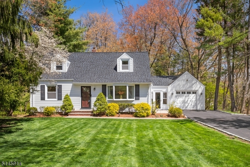 Property Photo:  42 Hilltop Ave  NJ 07922 