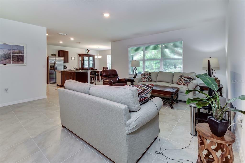Property Photo: 143 Point Pleasant Road FL 32724