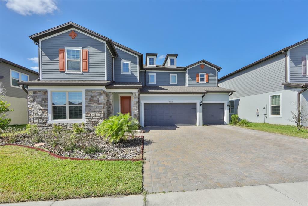 Property Photo:  3503 Catkin Bloom Court  FL 33558 