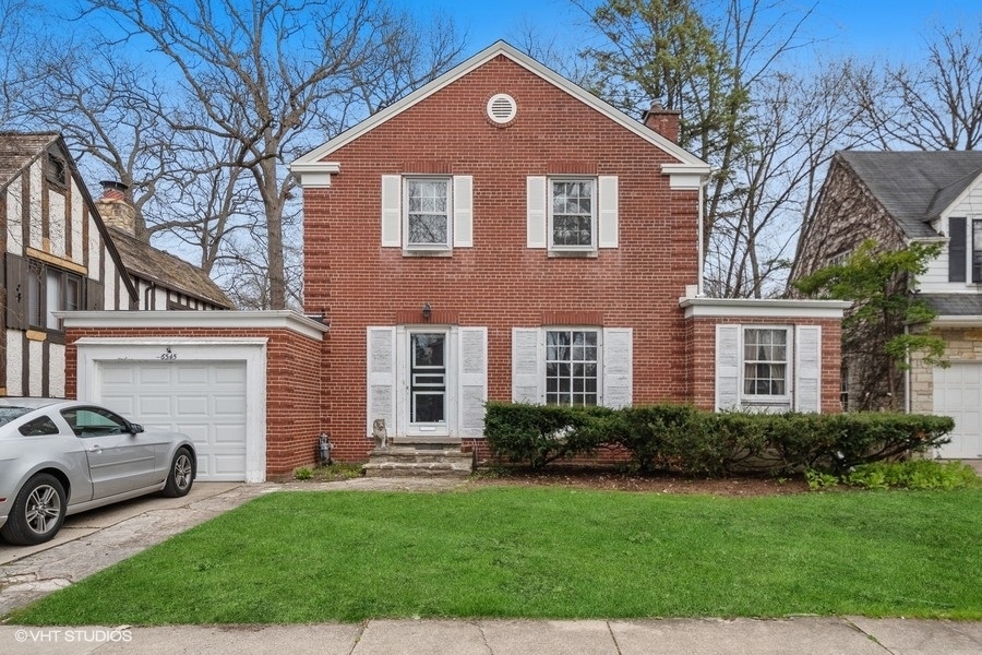 Property Photo: 6545 N Waukesha Avenue IL 60646