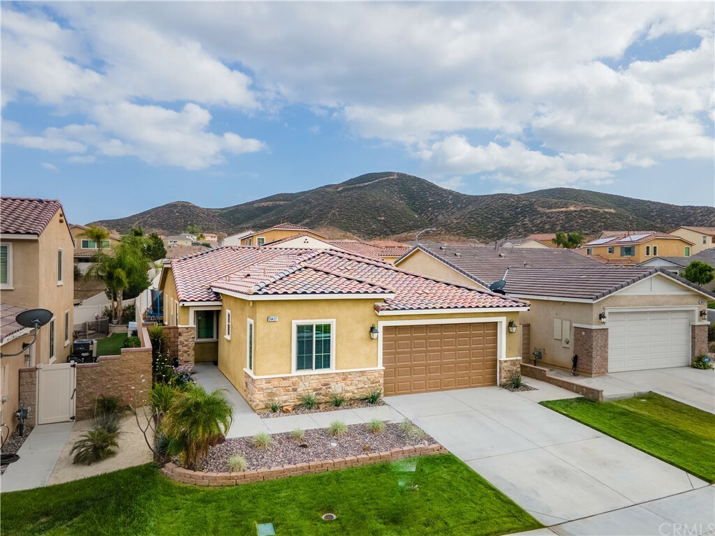 Property Photo:  36437 Agave Road  CA 92532 